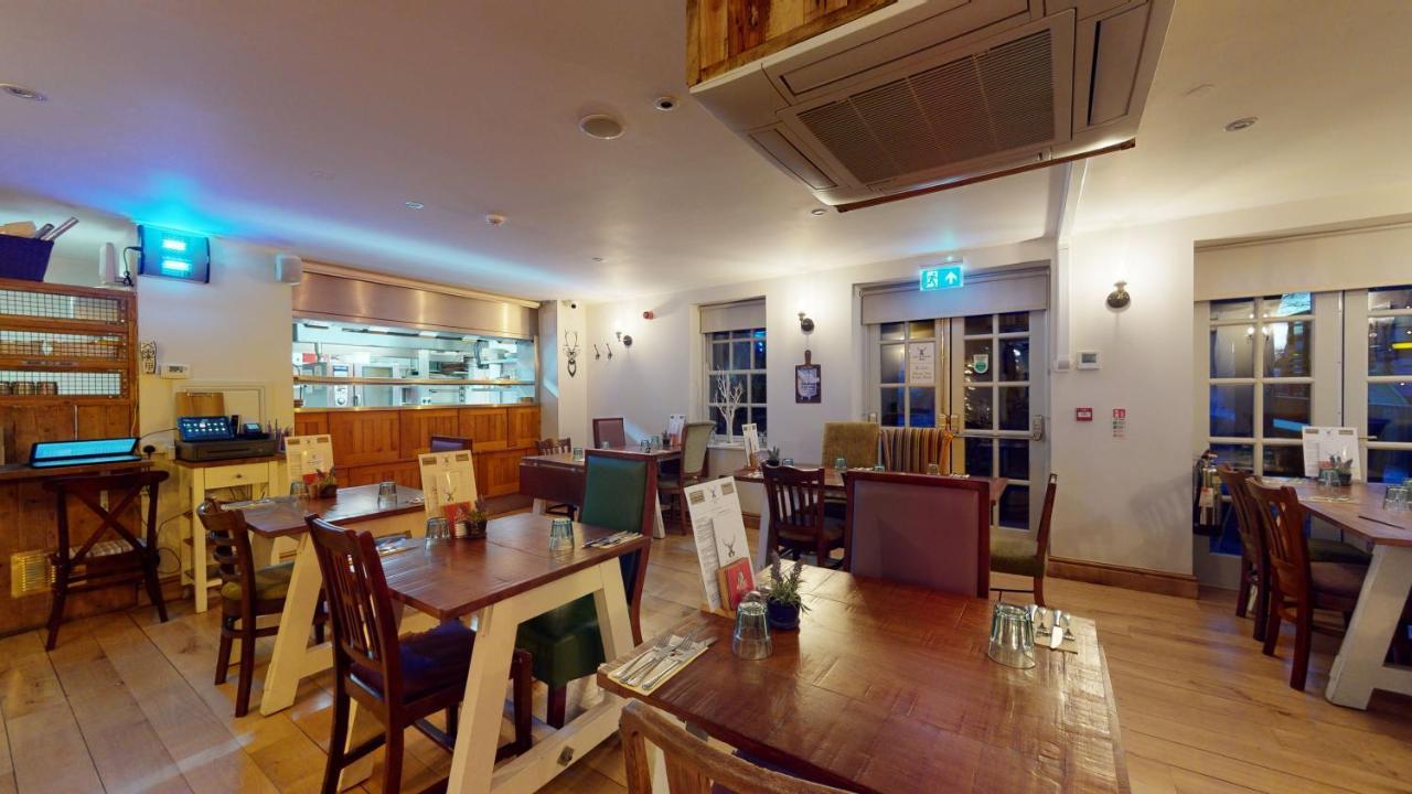 Отель The Devonshire Arms Eckington  Экстерьер фото