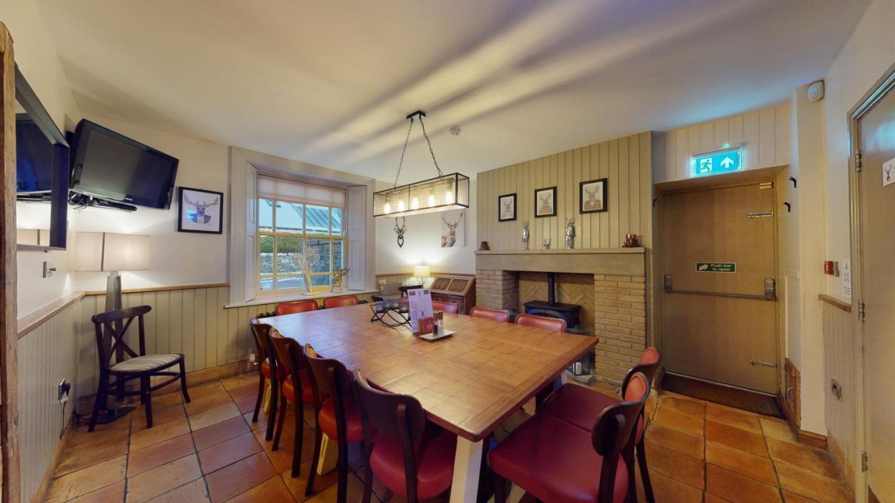 Отель The Devonshire Arms Eckington  Экстерьер фото