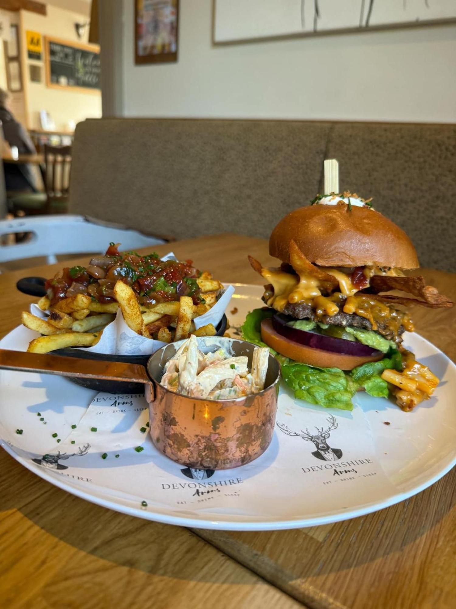 Отель The Devonshire Arms Eckington  Экстерьер фото